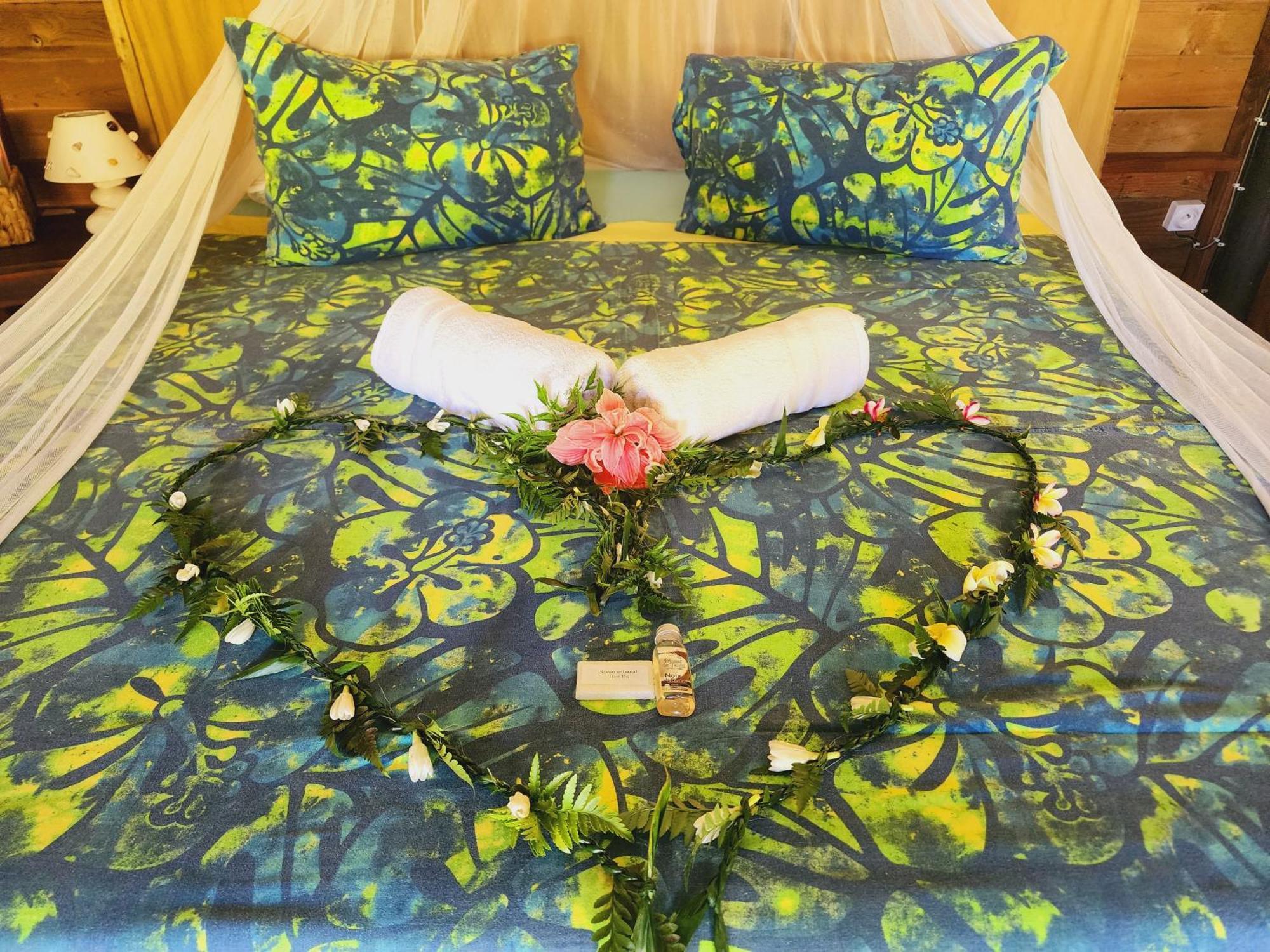 Moanaiti Lodge Maeva Rum bild